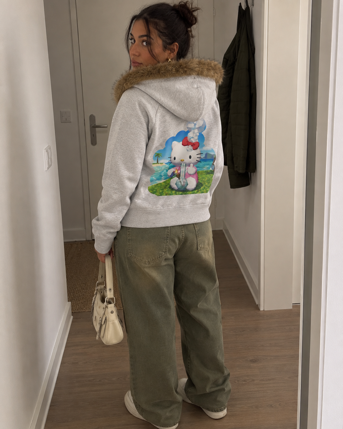 Everyday styling — Lagoon Bong in Light Gray — generated outfit concept